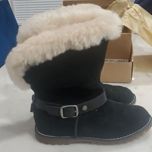 Toddler Size 11 Black Ugg boots (wore once)